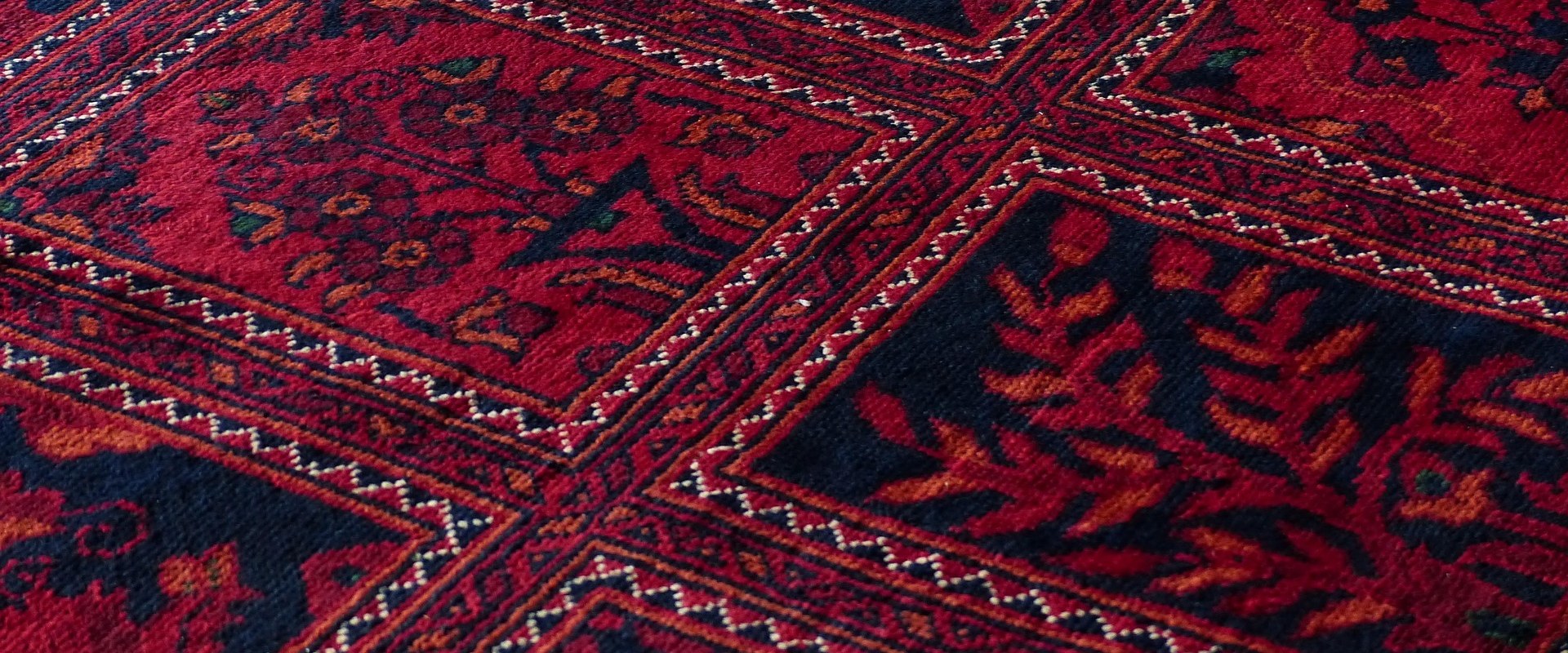 How Glass Works Can Complement Residential Carpet Installation in Blountstown, FL