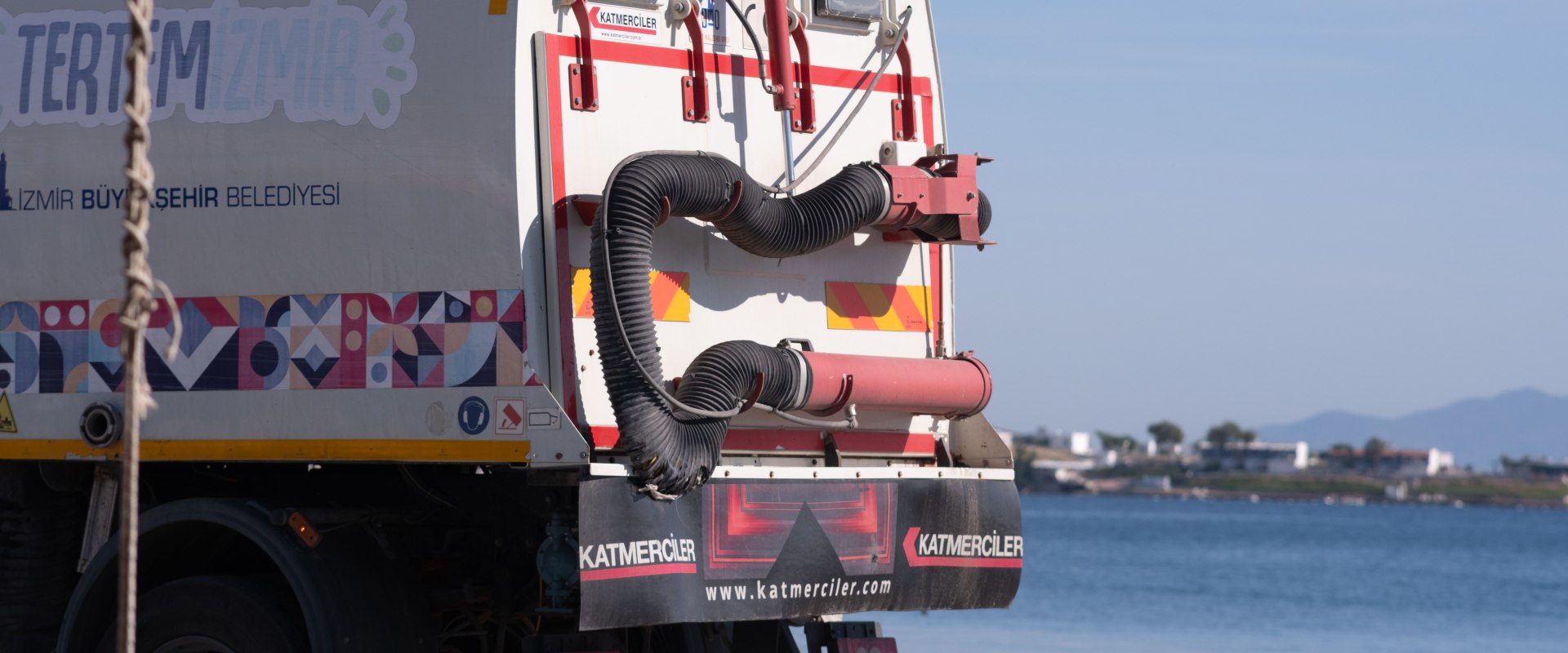 Enhance Property Spaces with Glass Works and Vac Truck Services in Portland